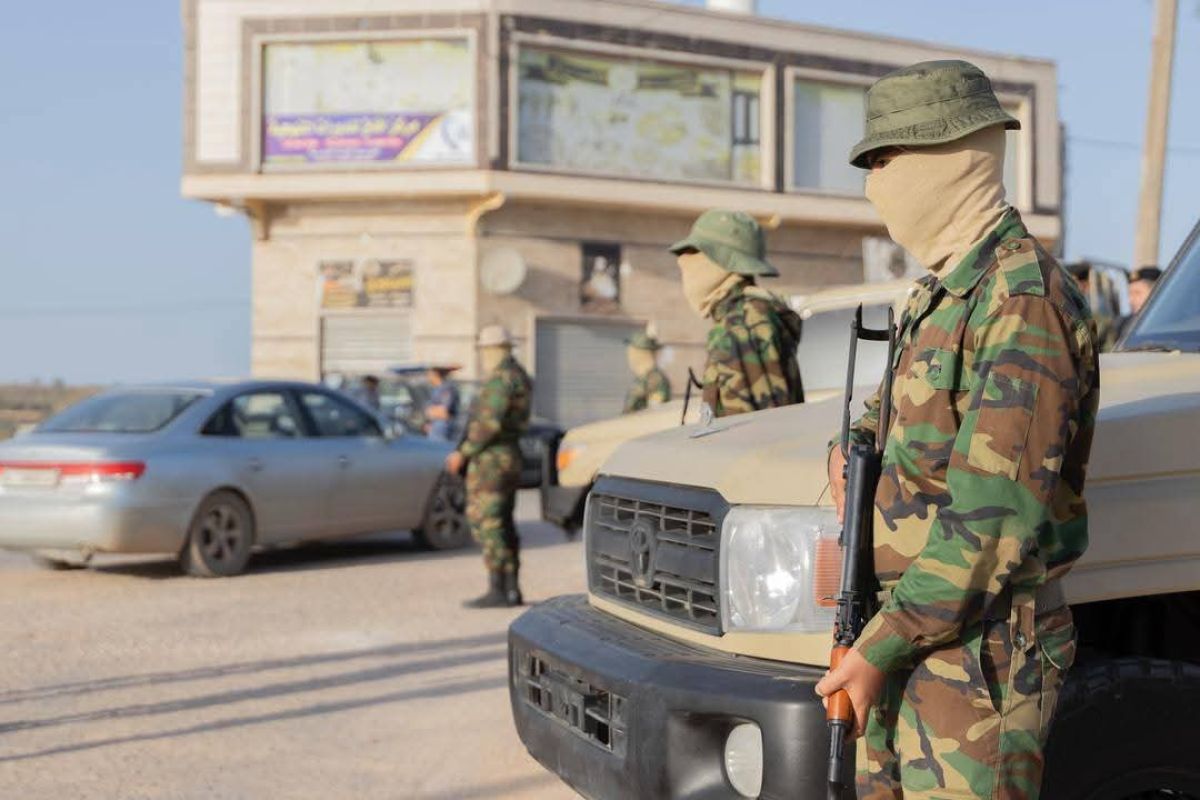 Checkpoint operated by an armed group in Tripoli – Source-Social media platforms
