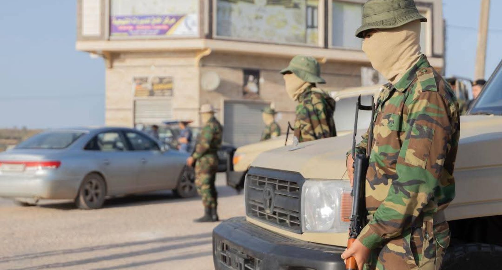 Checkpoint operated by an armed group in Tripoli – Source-Social media platforms