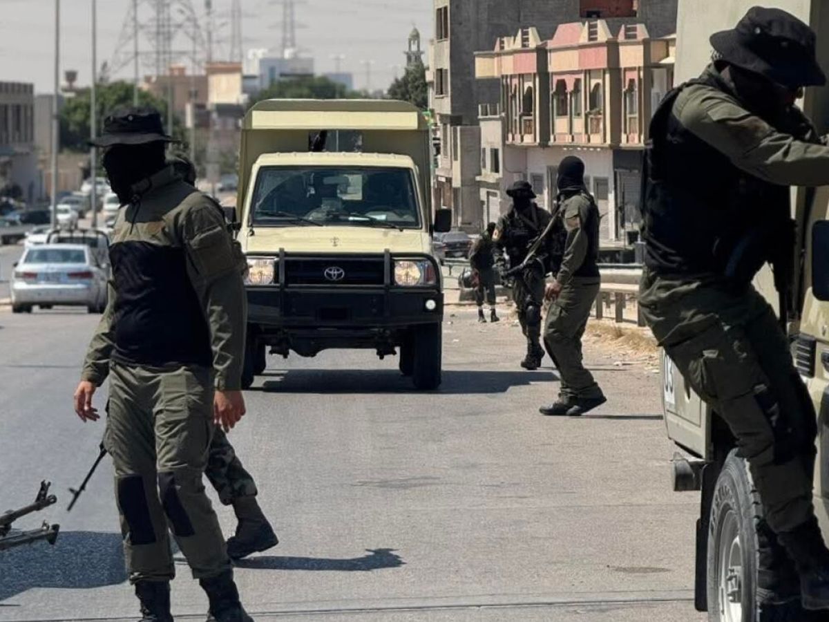 Armed men gather in Tripoli – Source Social media