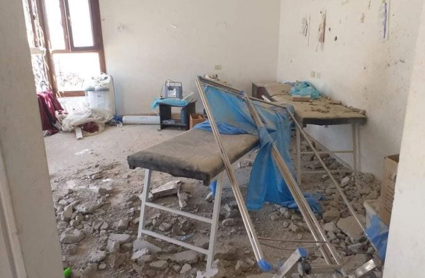 آثار قصف المستشفيات بطرابلس