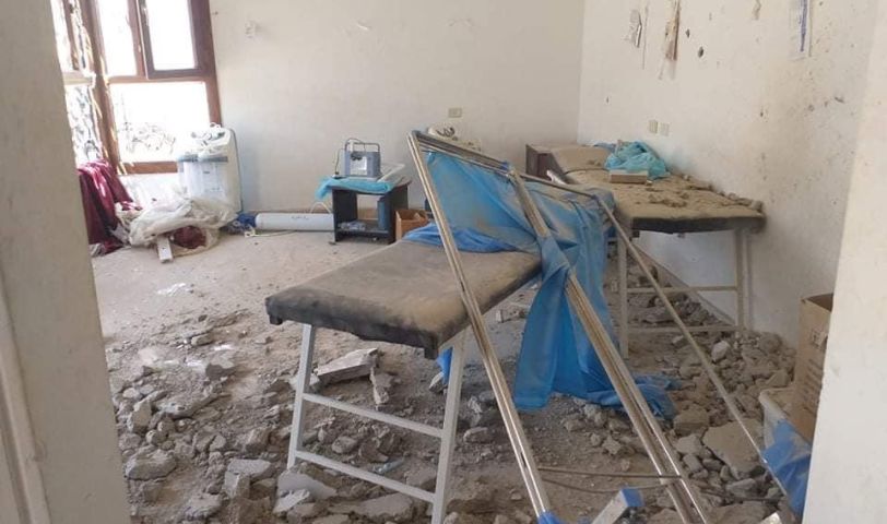 آثار قصف المستشفيات بطرابلس