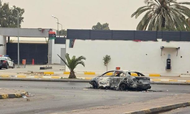 آثار الاشتباكات المسلحة التي اندلعت في مدينة طرابلس خلال مايو الماضي - المصدر: منصات التواصل الاجتماعي