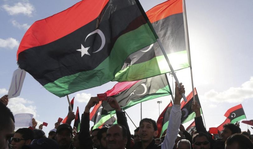 اعلام ليبيا وسط تظاهرة